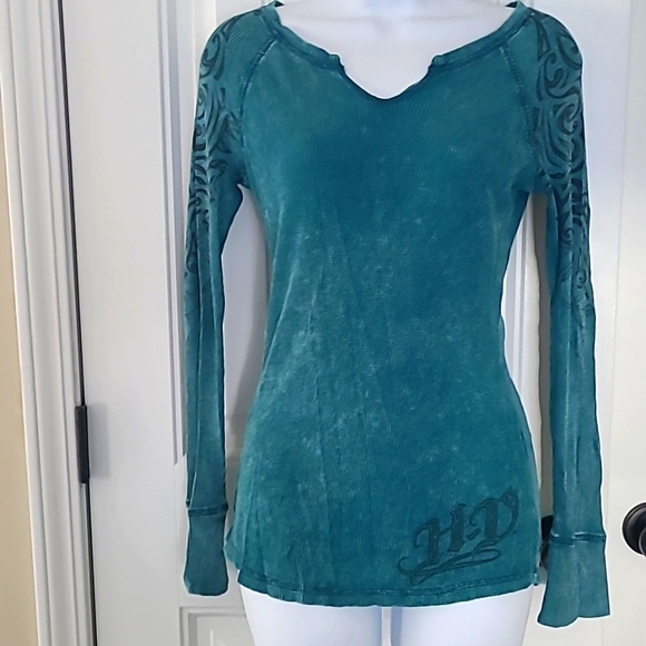 Genuine Harley Davidson Thermal tshirt . Ties in back sixe xs. Runs large - Picture 1 of 4